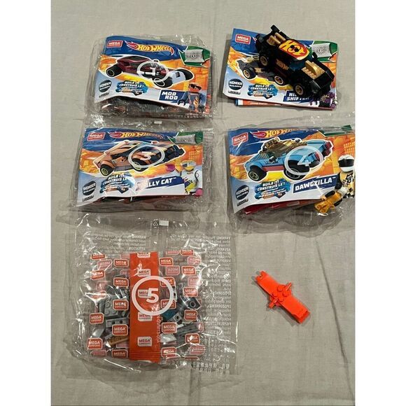MEGA Hot Wheels Car Customizer Construction Set, Building Toys For Kids Ages 5+ - Picture 4 of 9